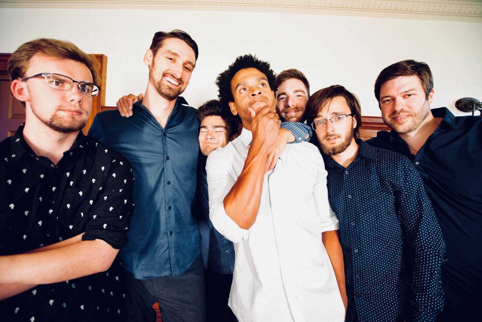 Featured image for “12 groupes qui jouent dans la Tente Rivière-Rouge Bell MTS cette année”